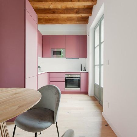 Modern Apartment In Milan With Balcony Exteriér fotografie